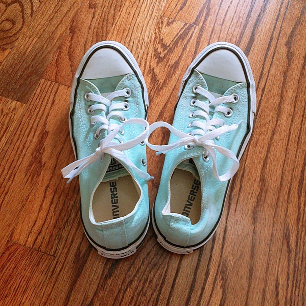Aqua Converses